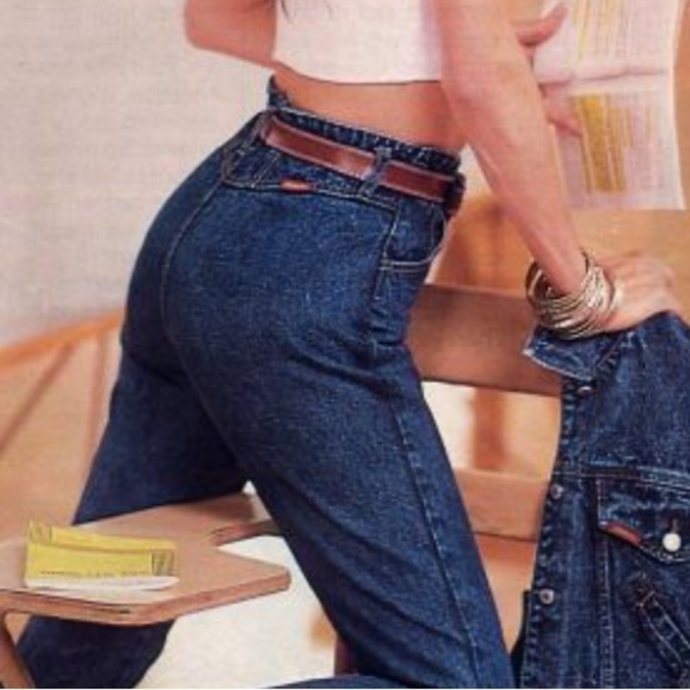 JORDACHE American Vintage 80’s High Elastic Waist Dark Wash Mom JeansSize 32